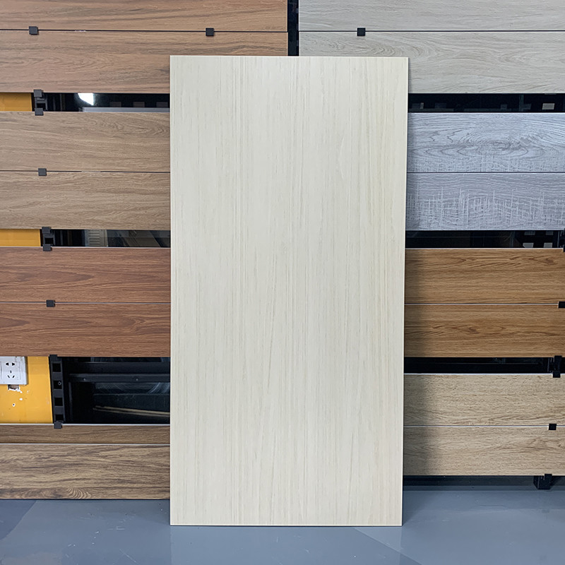 Wabi Sabi様式の自然な木製の一見の磁器のタイルの陶磁器の無作法な床60x120